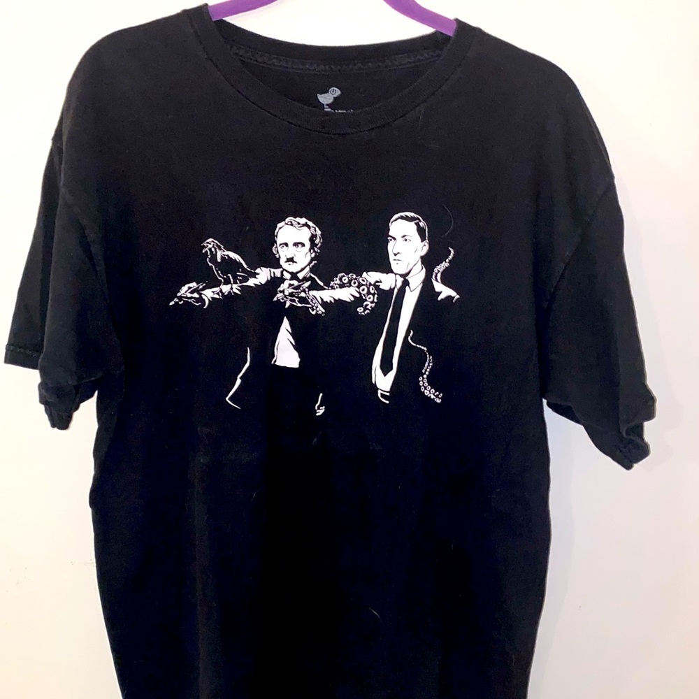HP Lovecraft and Edgar Allan Poe tee